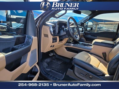 2025 Ford F-350 LARIAT