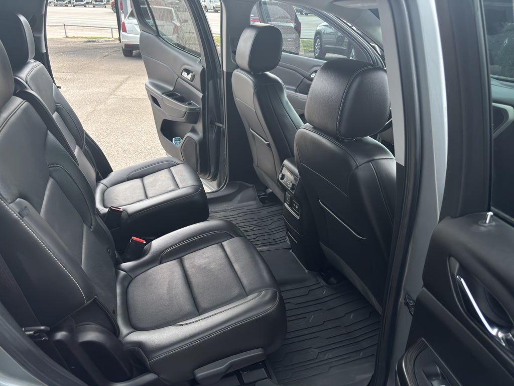 2023 GMC Acadia FWD SLT