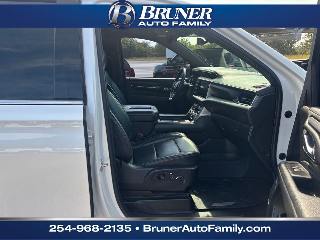 2022 GMC Yukon 4WD Denali