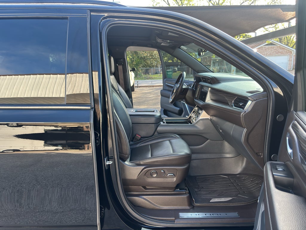 2024 GMC Yukon 4WD Denali