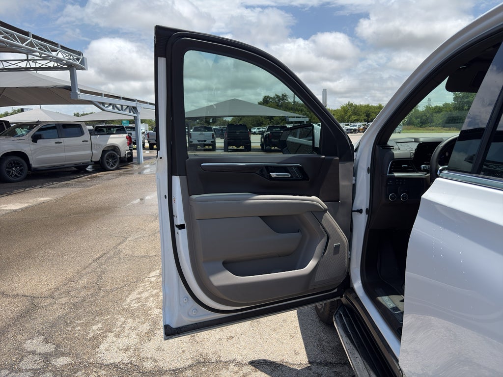 2025 Chevrolet Tahoe 2WD LT
