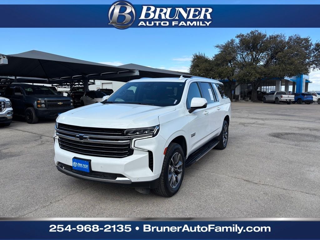 2023 Chevrolet Suburban 4WD LT