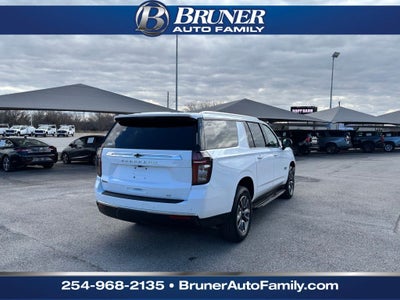 2023 Chevrolet Suburban 4WD LT