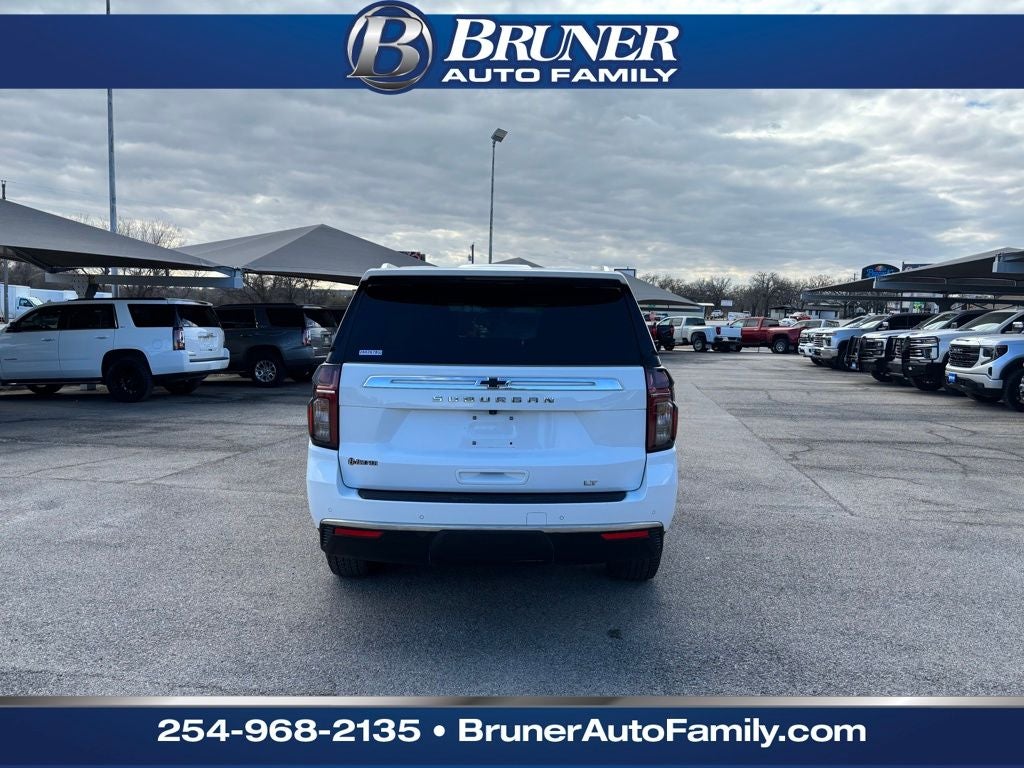 2023 Chevrolet Suburban 4WD LT