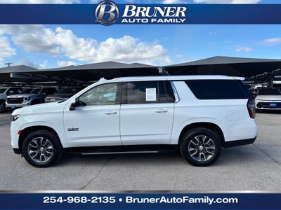 2023 Chevrolet Suburban 4WD LT