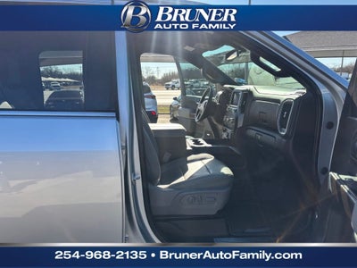 2023 GMC Sierra 2500HD 4WD Crew Cab Standard Bed SLT