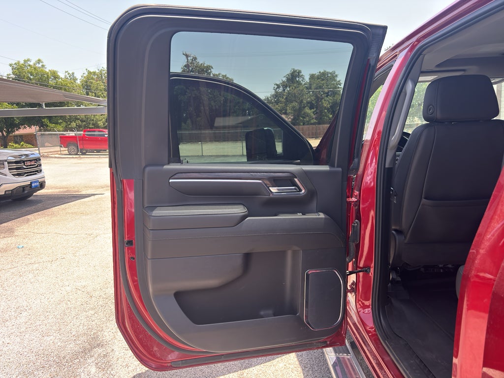 2024 GMC Sierra 2500HD 4WD Crew Cab Standard Bed SLT