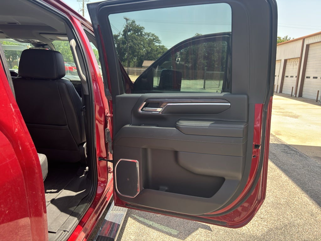 2024 GMC Sierra 2500HD 4WD Crew Cab Standard Bed SLT