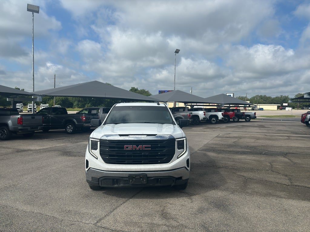 2025 GMC Sierra 1500 2WD Crew Cab Short Box Pro