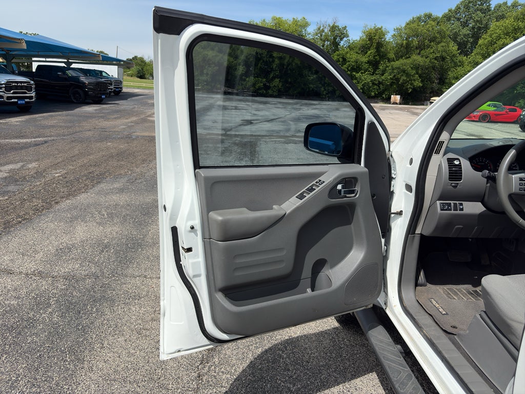 2021 Nissan Frontier SV