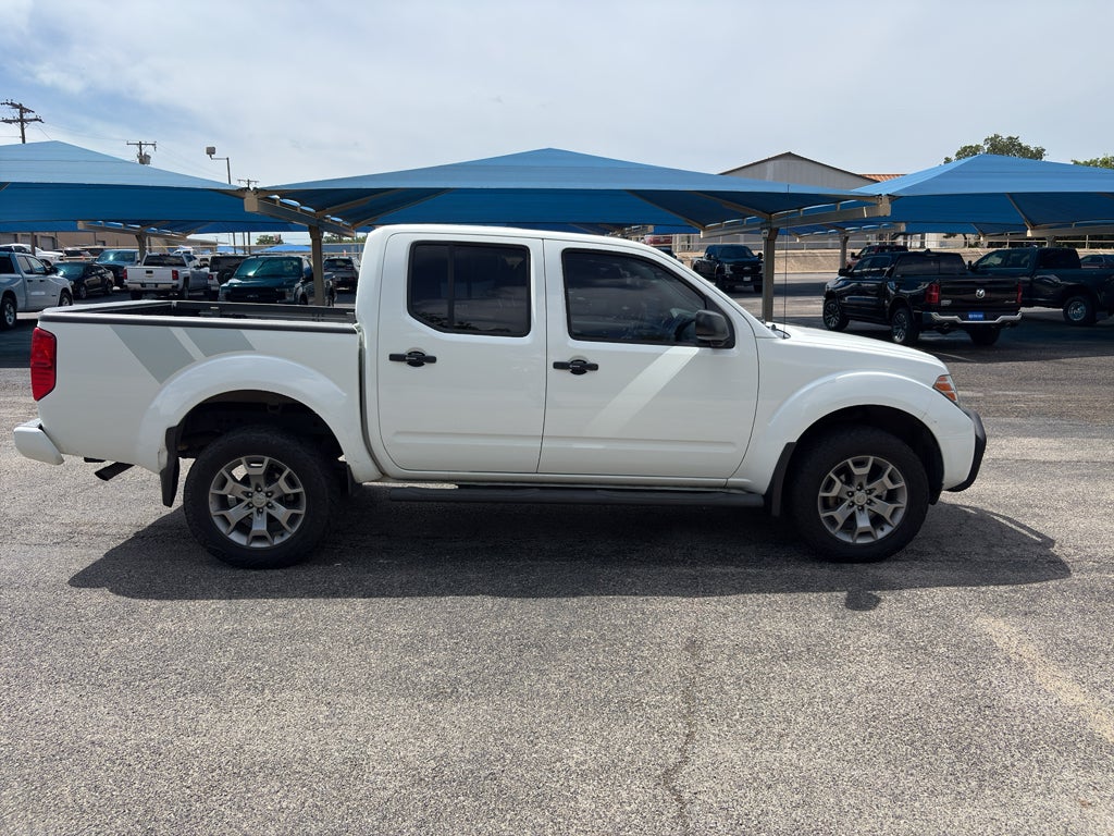 2021 Nissan Frontier SV