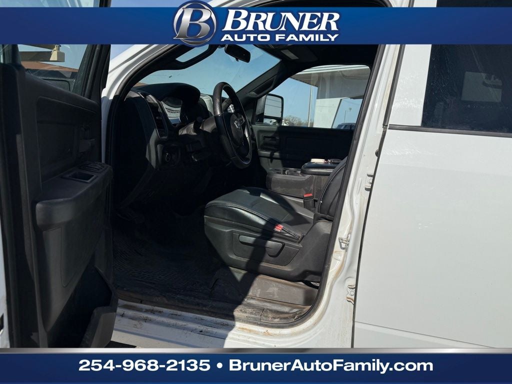 2024 RAM 3500 Tradesman Crew Cab 4x4 8' Box