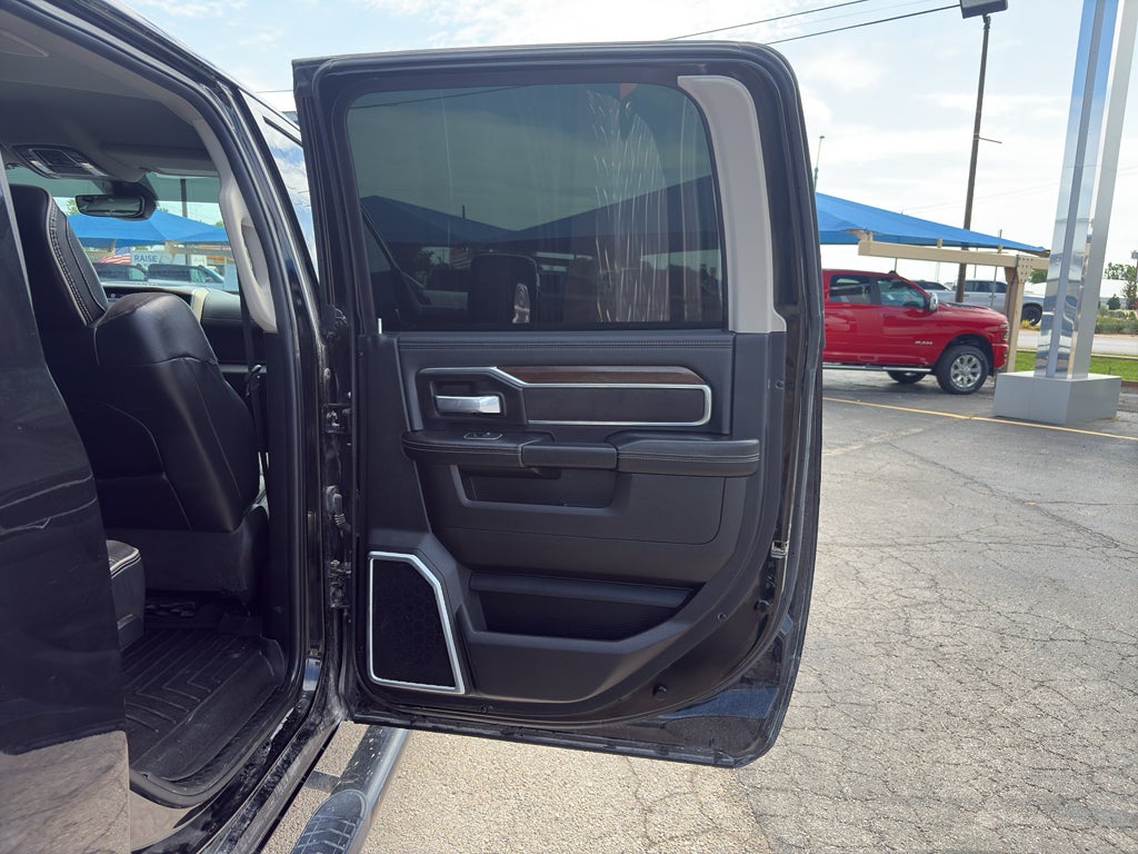 2023 RAM 3500 Laramie Mega Cab 4x4 6'4' Box