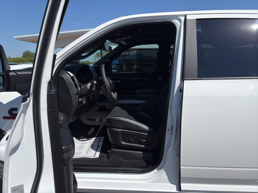 2025 RAM 2500 Laramie Crew Cab 4x4 6'4' Box