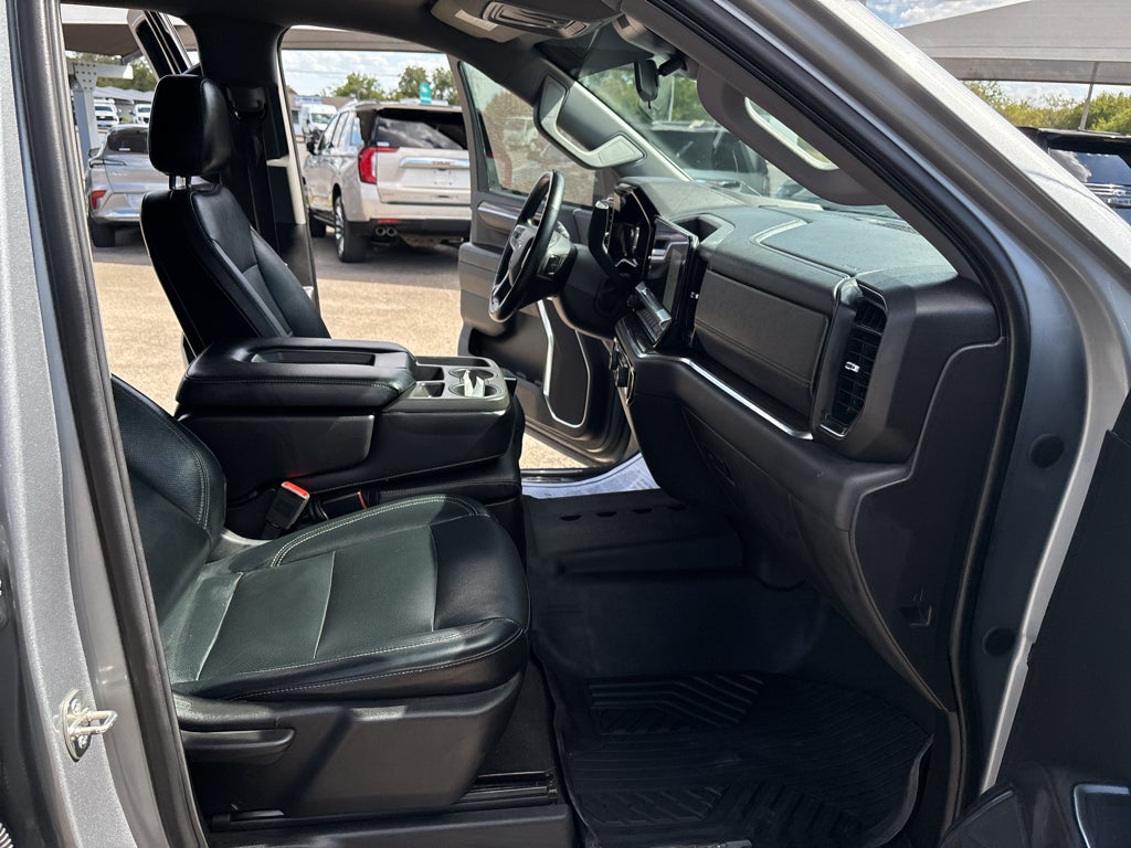 2023 Chevrolet Silverado 1500 4WD Crew Cab Short Bed RST