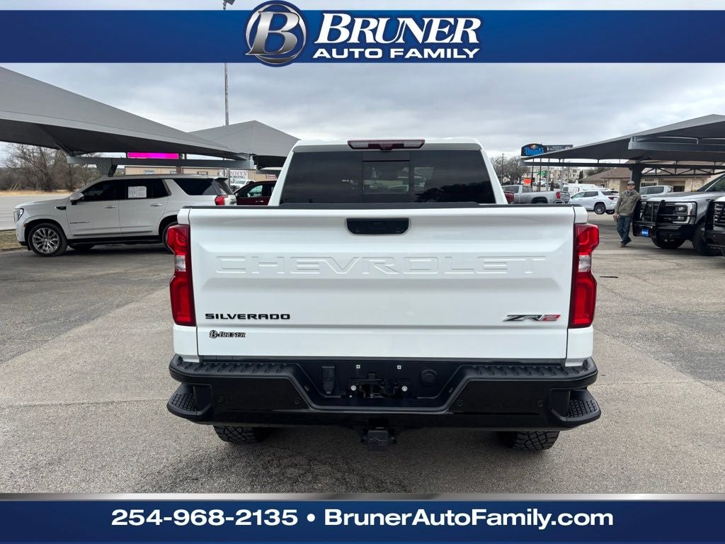 2024 Chevrolet Silverado 1500 4WD Crew Cab Short Bed ZR2