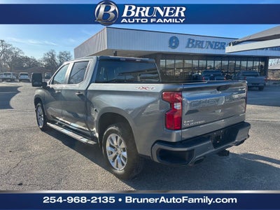 2020 Chevrolet Silverado 1500 4WD Crew Cab Short Bed Custom