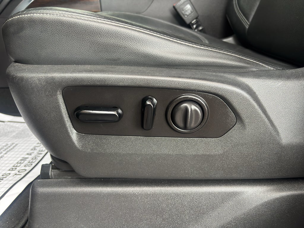 2020 GMC Sierra 1500 2WD Crew Cab Short Box SLT