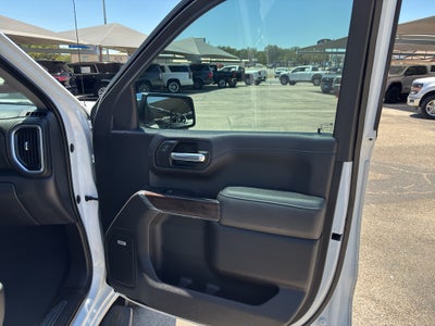 2022 GMC Sierra 1500 Limited 4WD Crew Cab Short Box SLT