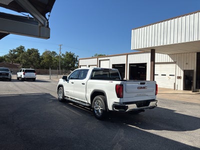 2022 GMC Sierra 1500 Limited 4WD Crew Cab Short Box SLT