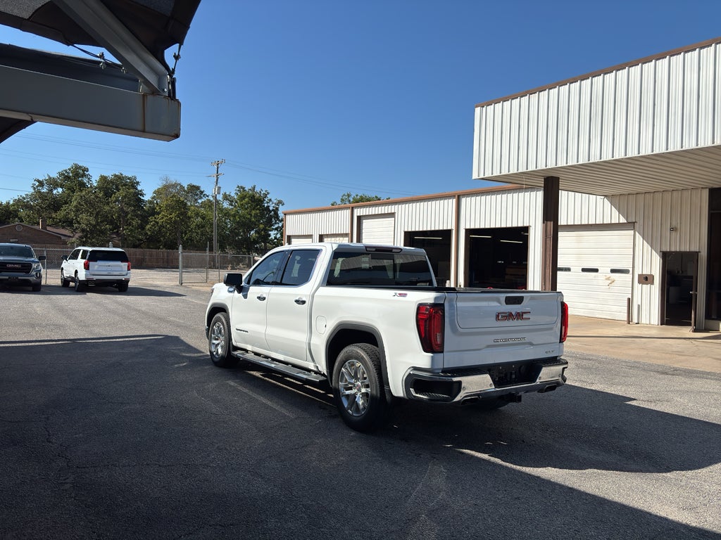 2022 GMC Sierra 1500 Limited 4WD Crew Cab Short Box SLT