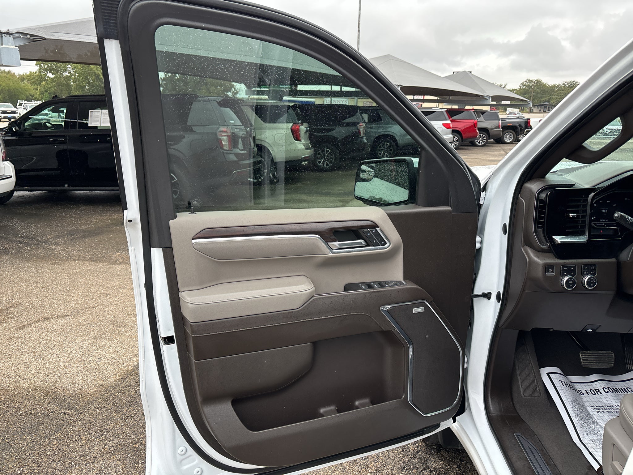2023 GMC Sierra 1500 4WD Crew Cab Short Box SLT