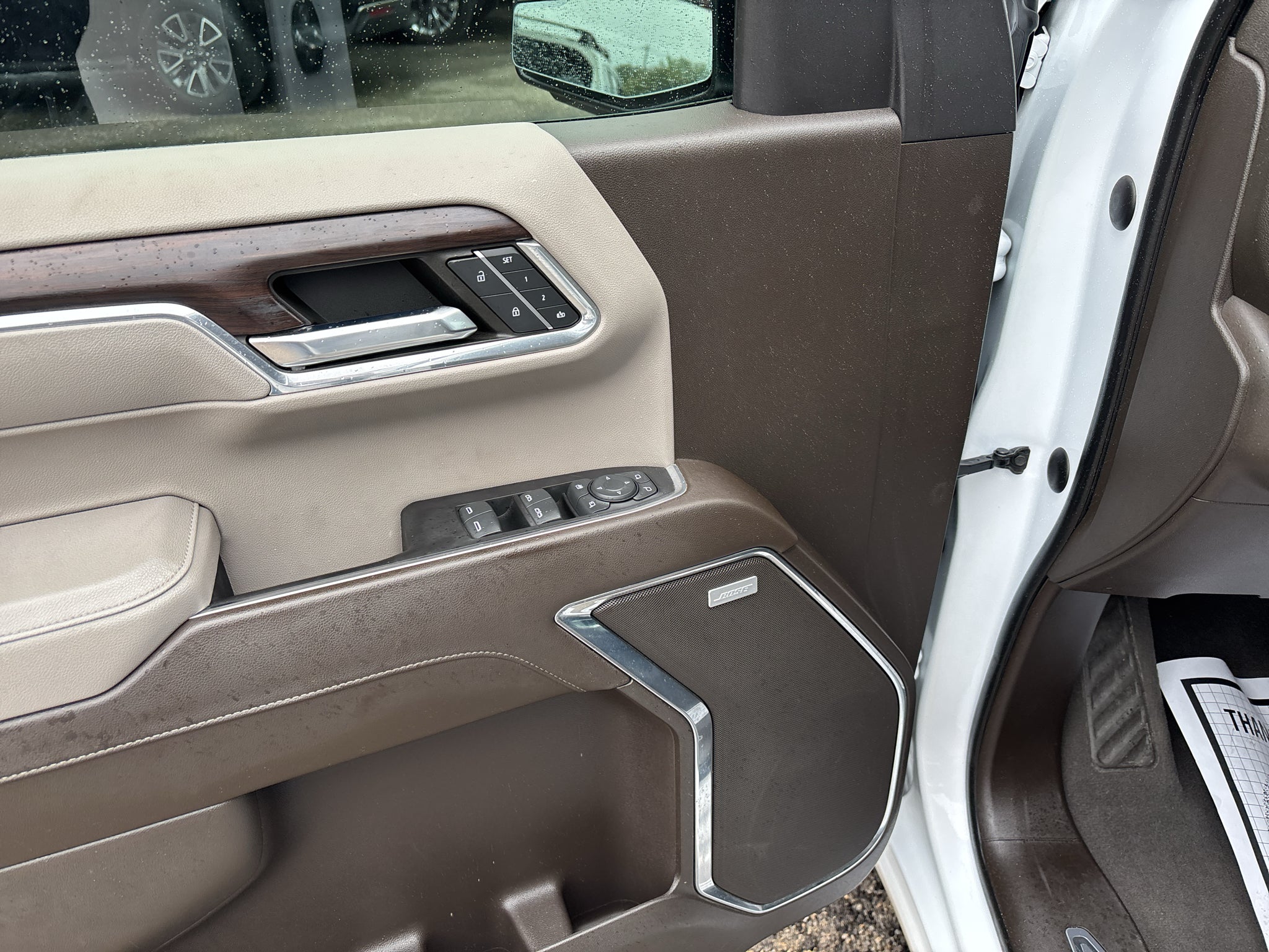 2023 GMC Sierra 1500 4WD Crew Cab Short Box SLT