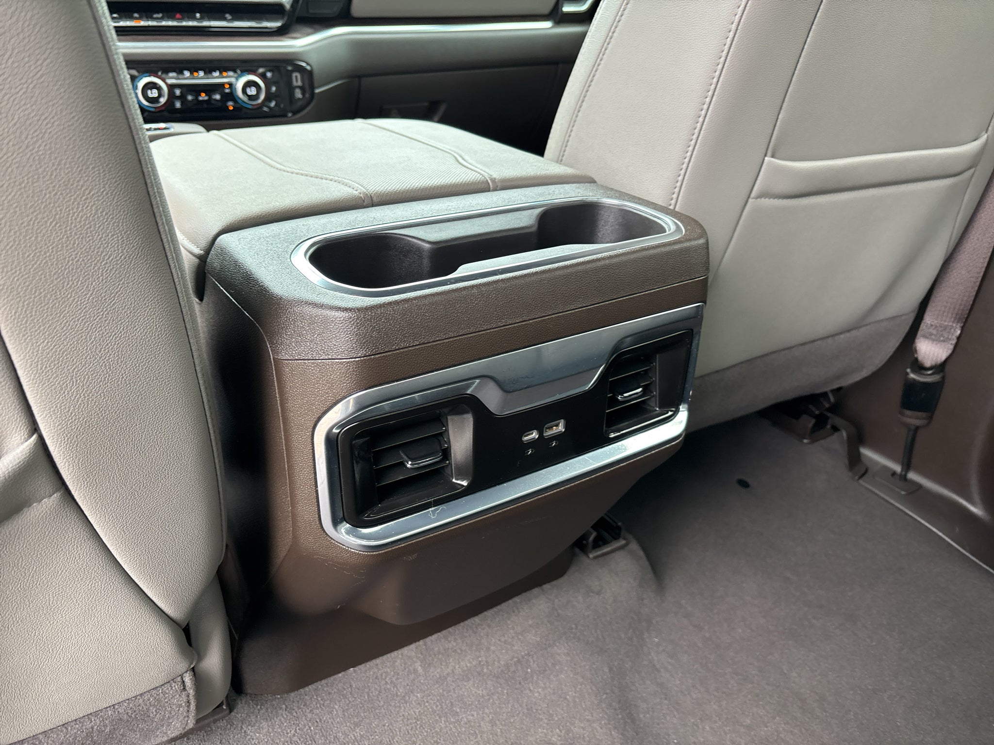 2023 GMC Sierra 1500 4WD Crew Cab Short Box SLT