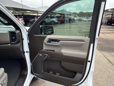 2023 GMC Sierra 1500 4WD Crew Cab Short Box SLT