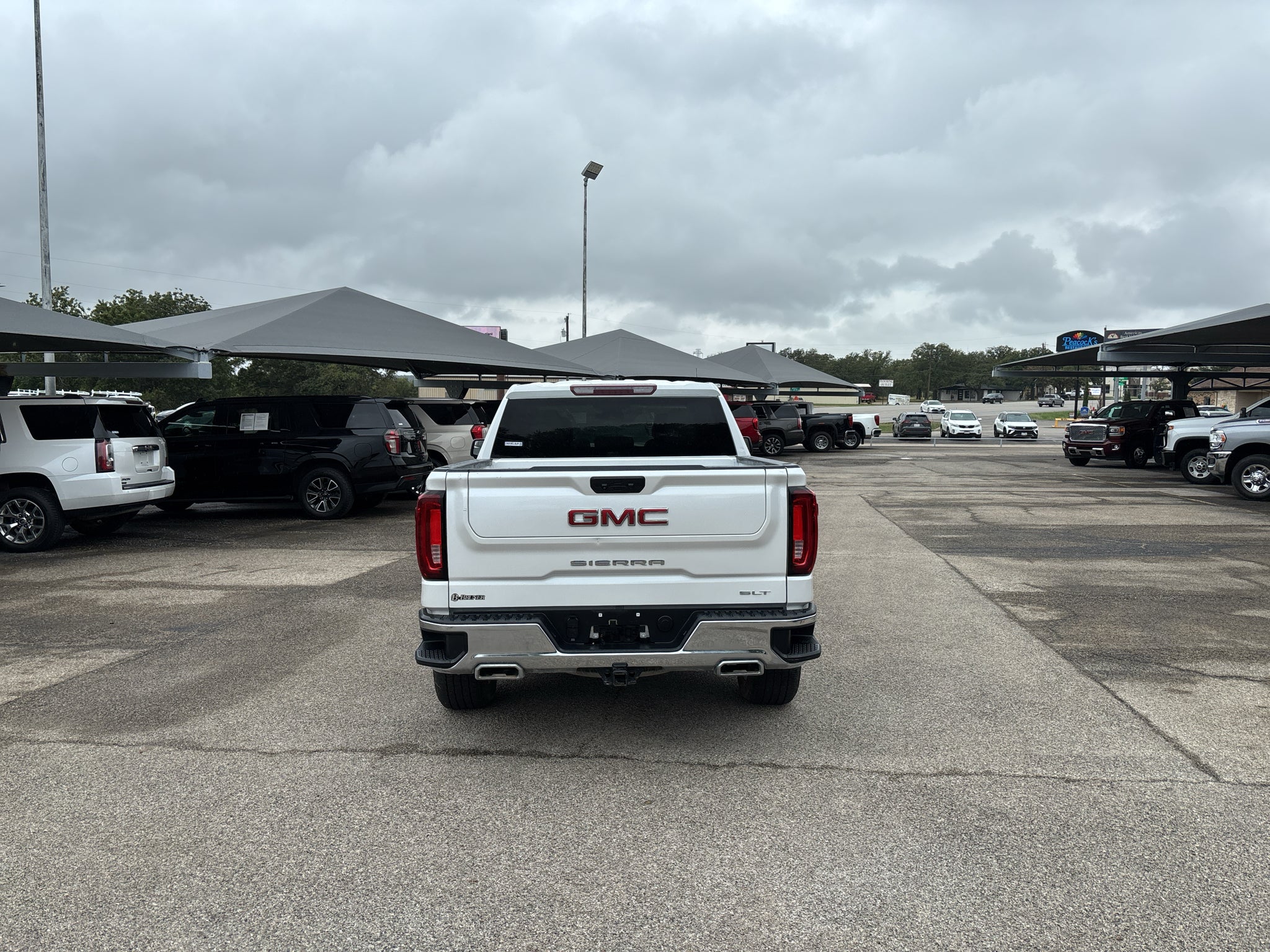 2023 GMC Sierra 1500 4WD Crew Cab Short Box SLT