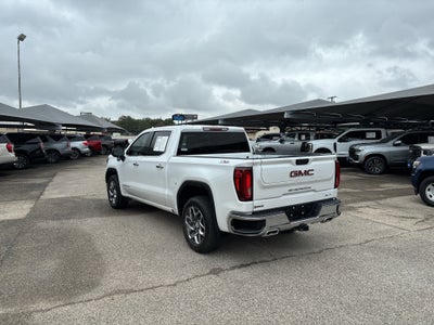 2023 GMC Sierra 1500 4WD Crew Cab Short Box SLT