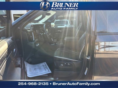 2025 GMC Sierra 1500 4WD Crew Cab Short Box AT4X