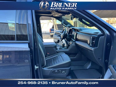 2025 GMC Sierra 1500 4WD Crew Cab Short Box AT4X