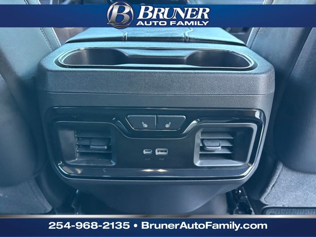 2025 GMC Sierra 1500 4WD Crew Cab Short Box AT4X