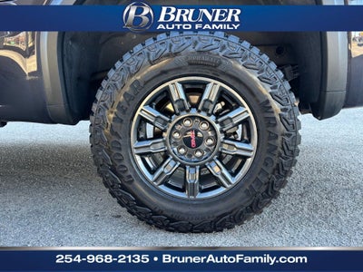 2025 GMC Sierra 1500 4WD Crew Cab Short Box AT4X