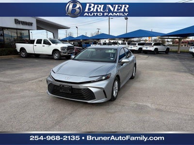 2025 Toyota Camry LE