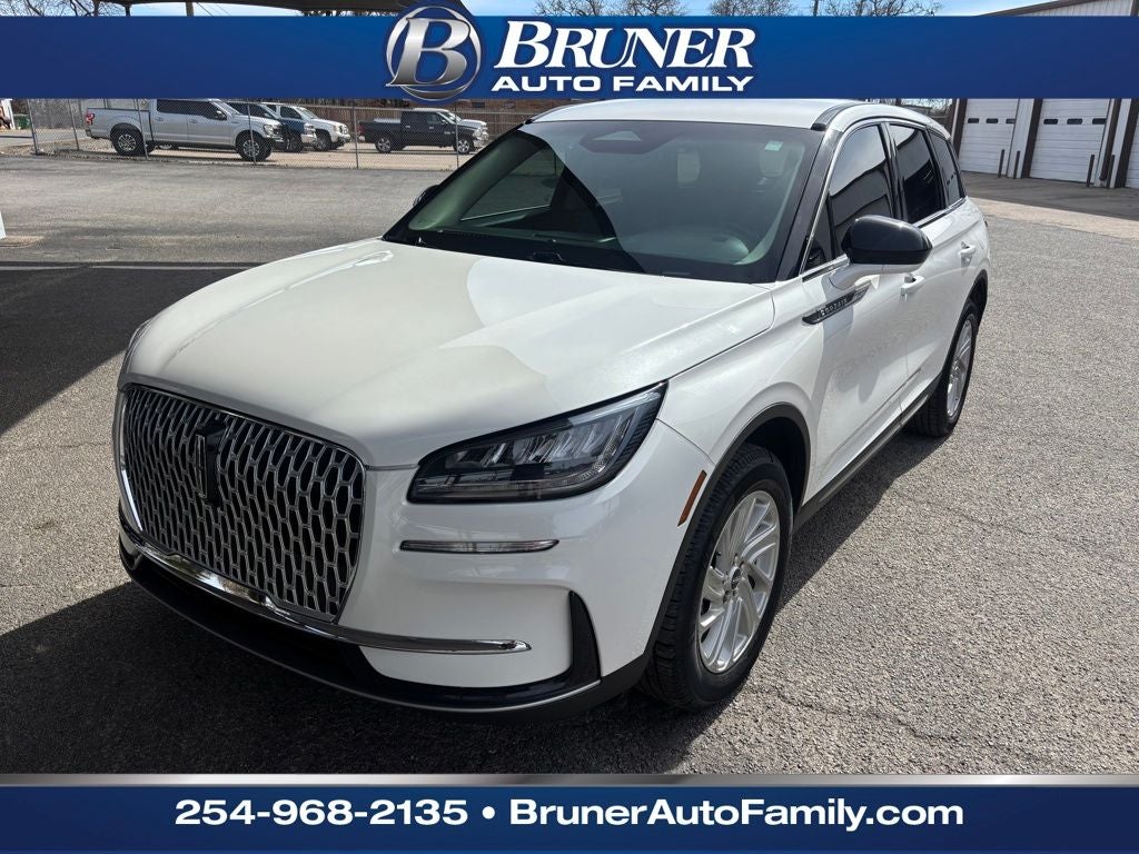 2023 Lincoln Corsair Standard