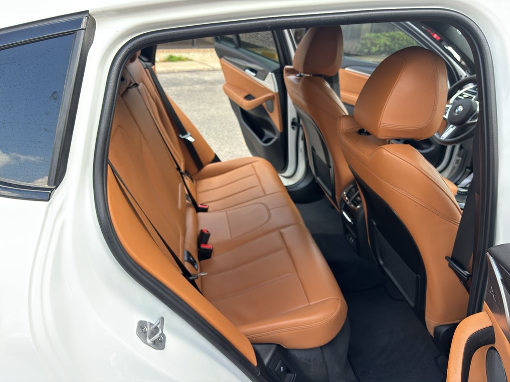 2025 BMW X4 xDrive30i