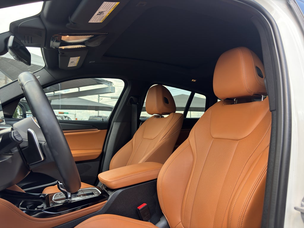 2025 BMW X4 xDrive30i