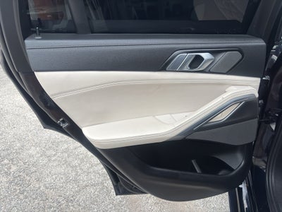 2023 BMW X6 xDrive40i