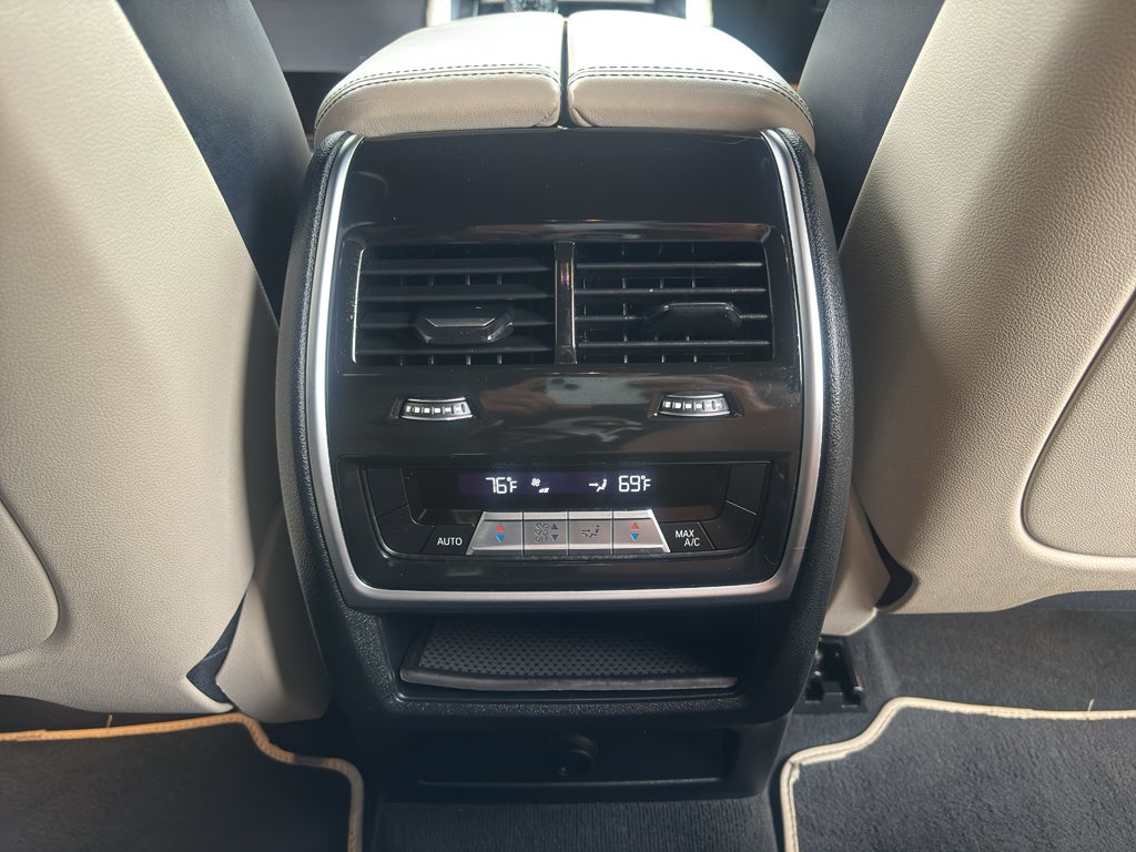 2023 BMW X6 xDrive40i