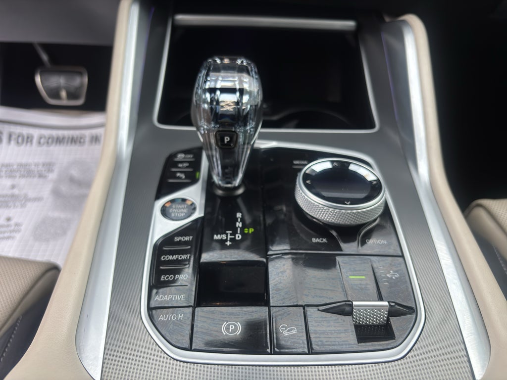 2023 BMW X6 xDrive40i