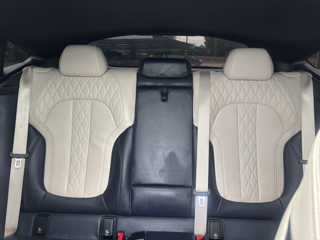 2023 BMW X6 xDrive40i