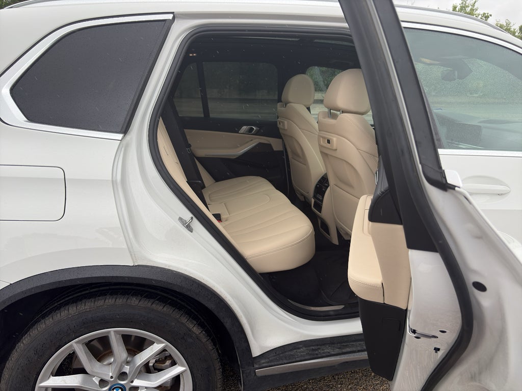 2022 BMW X5 xDrive45e