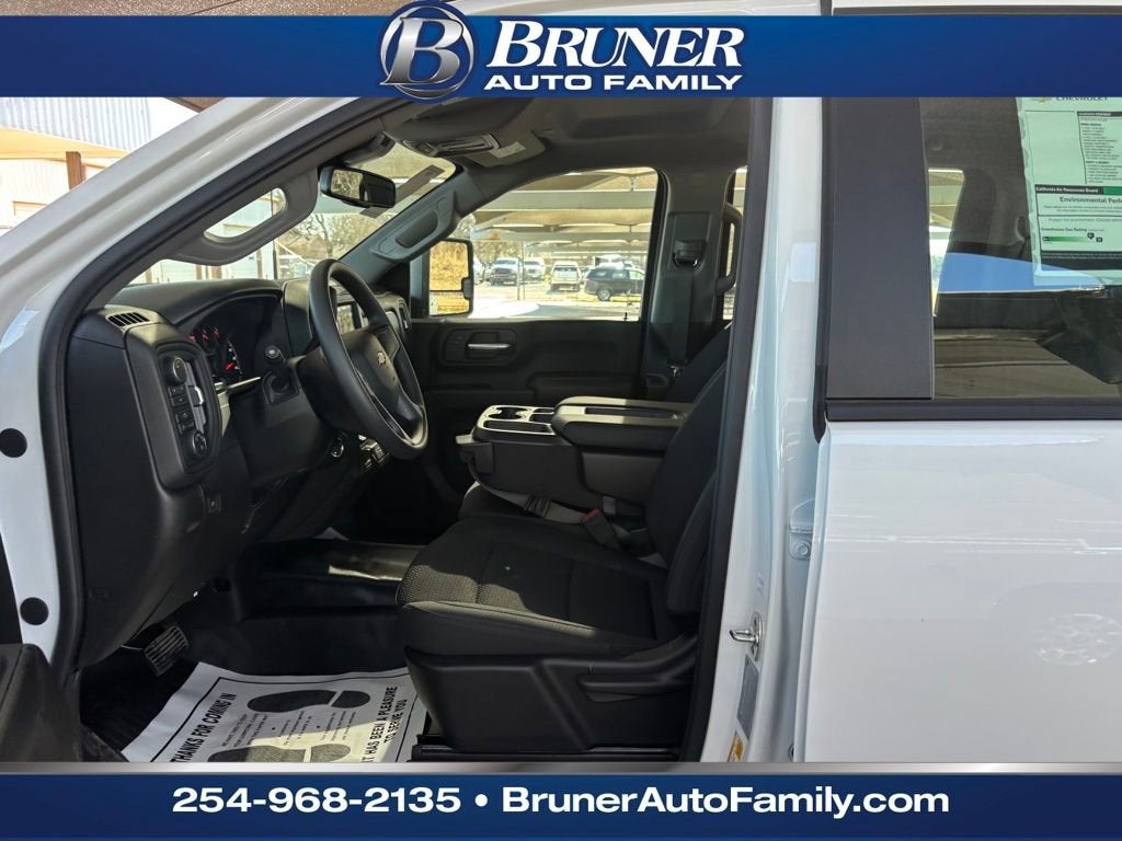 2026 Chevrolet Silverado 3500 HD WT DRW