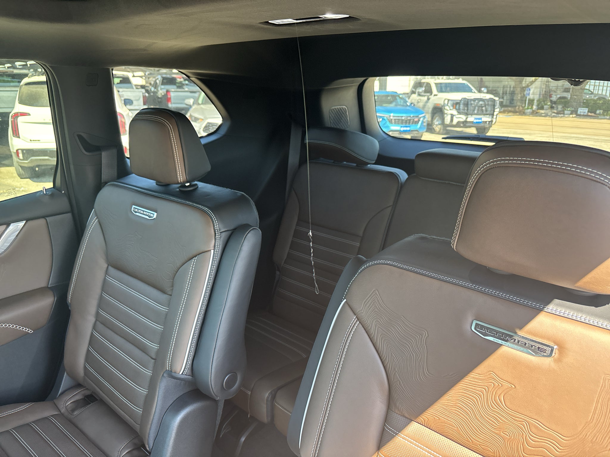 2027 GMC Acadia Denali Ultimate