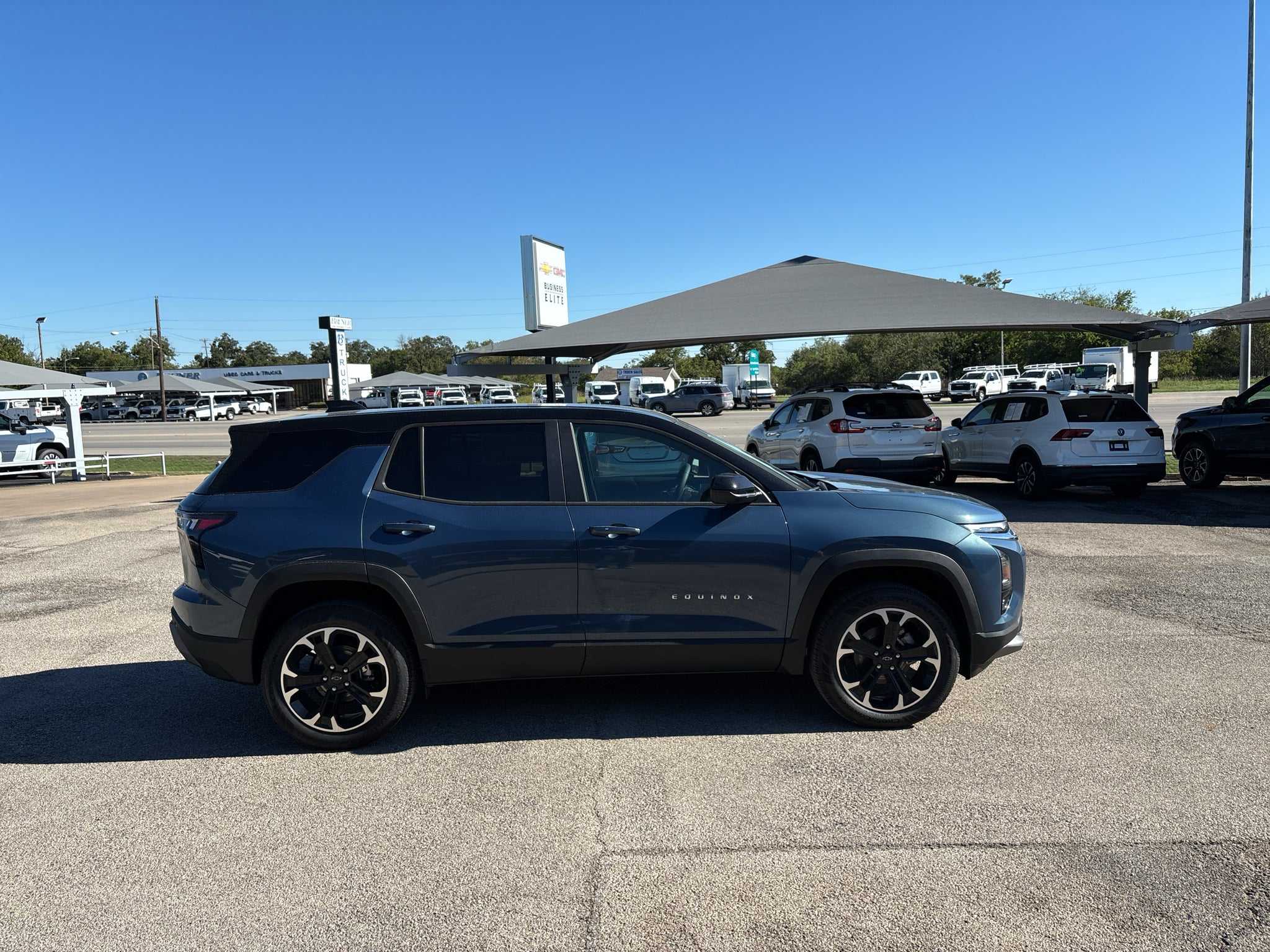 2027 Chevrolet Equinox LT