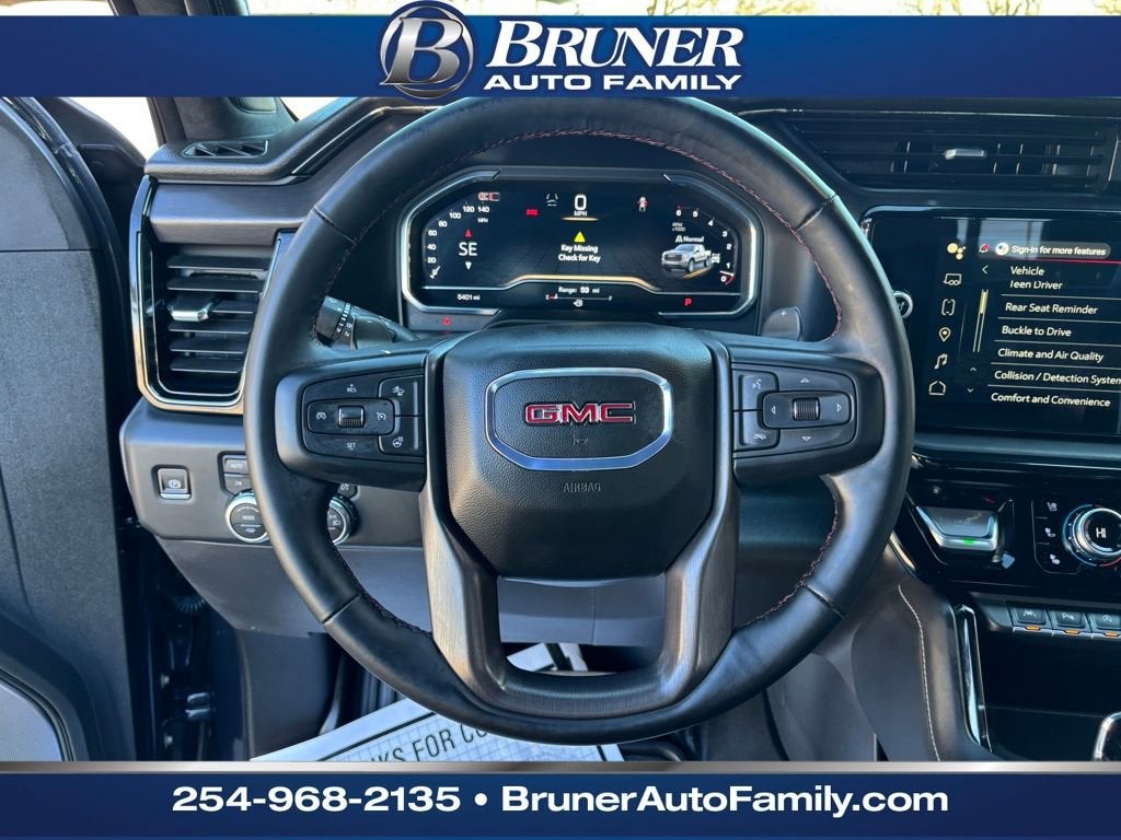 2025 GMC Sierra 1500 AT4X