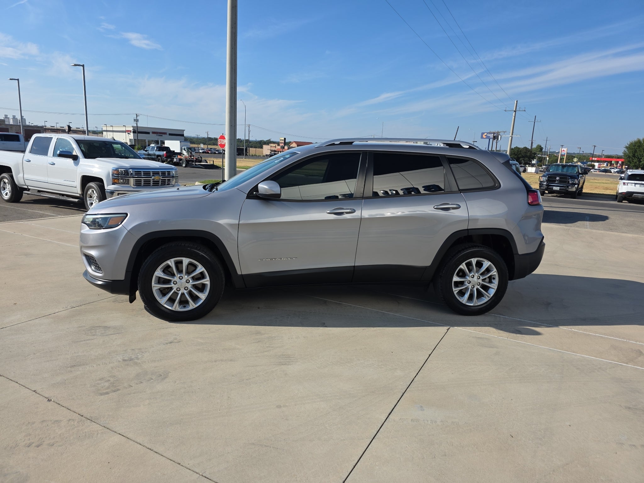 2020 Jeep Cherokee Latitude FWD