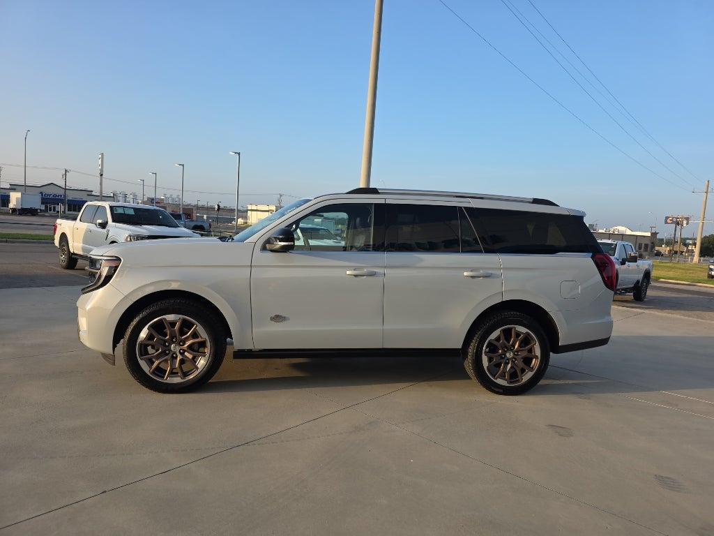 2025 Ford Expedition King Ranch